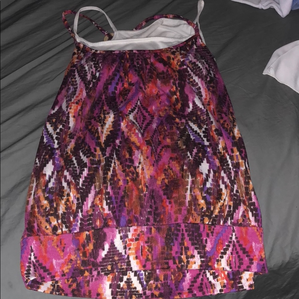 That’s the color tank top built-in bra